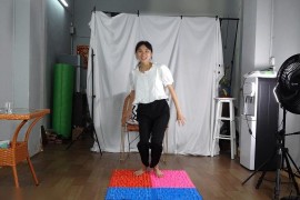 小敏趾压板挠脚心电疗仪 - P773